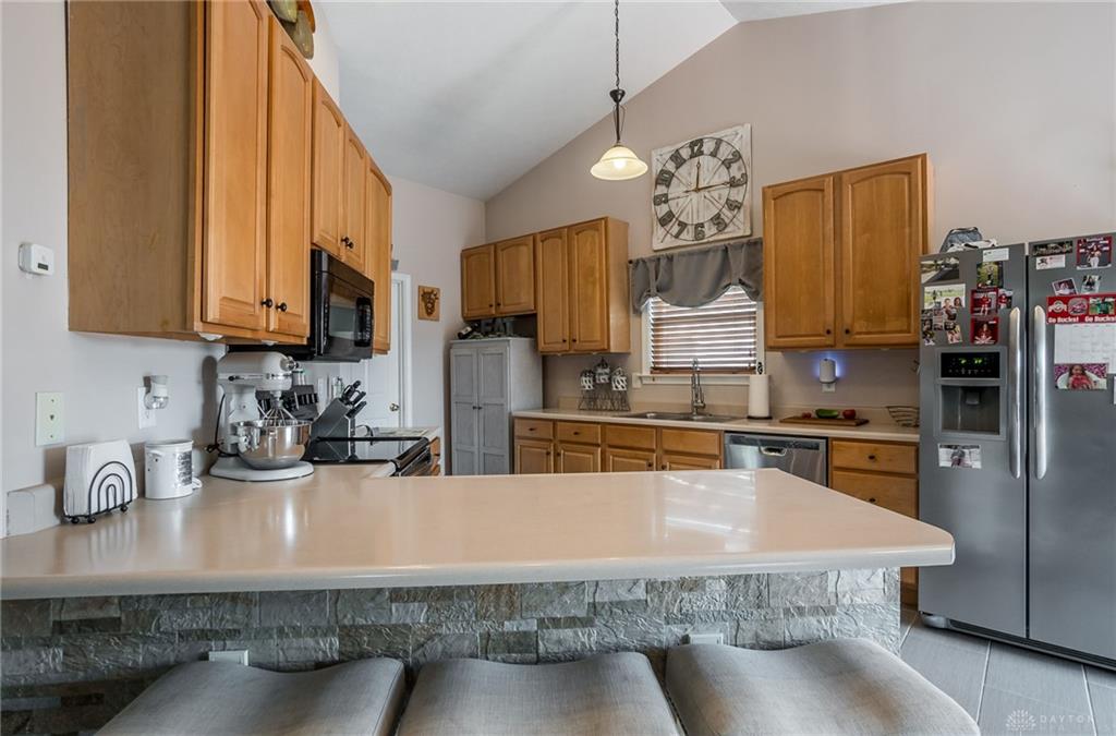 165 Hampton Property Photo 13