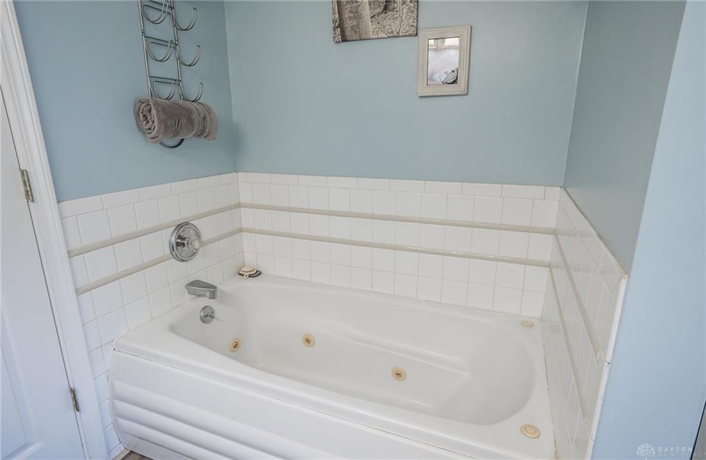 165 Hampton Property Photo 27