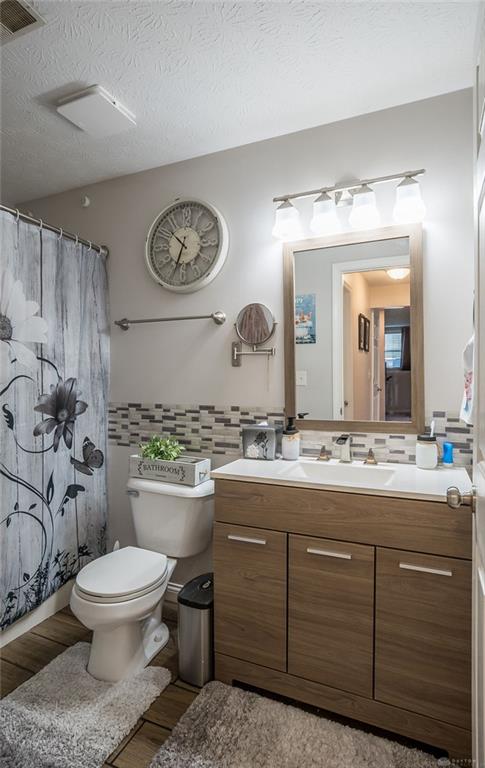 165 Hampton Property Photo 34