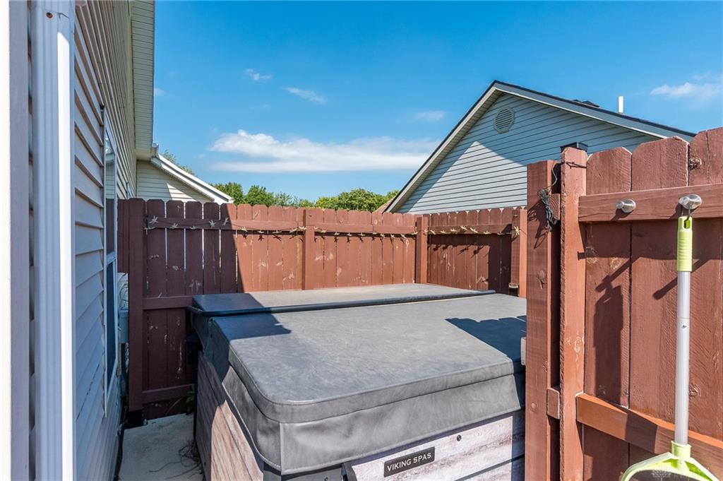 165 Hampton Property Photo 43