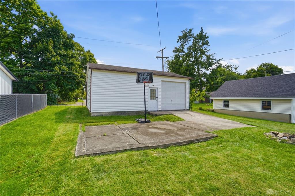 1587 Charles Property Photo 39