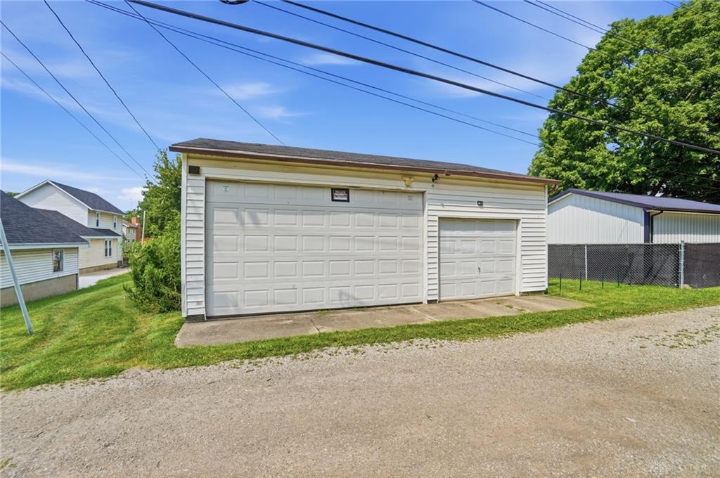 1587 Charles Property Photo 40