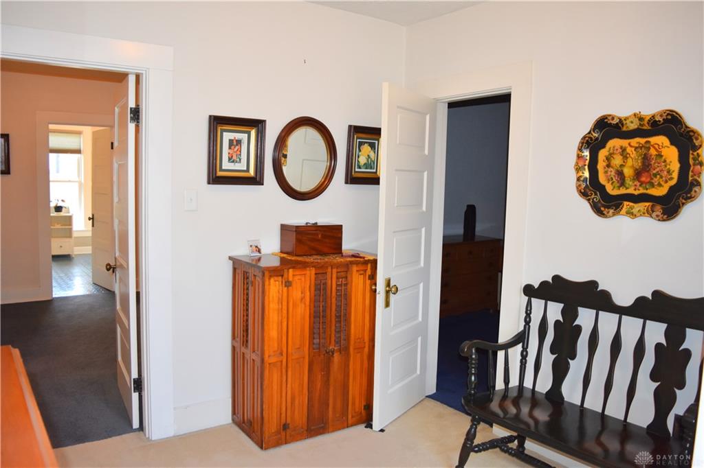 211 W Greene Property Photo 52