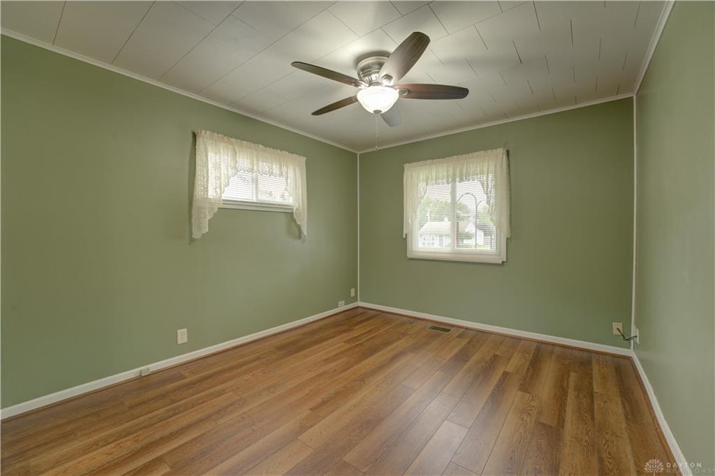 111 W Harmon Property Photo 11