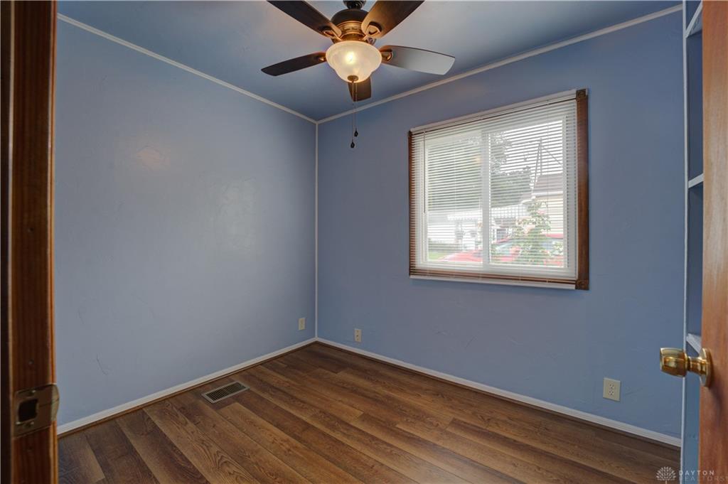 111 W Harmon Property Photo 14