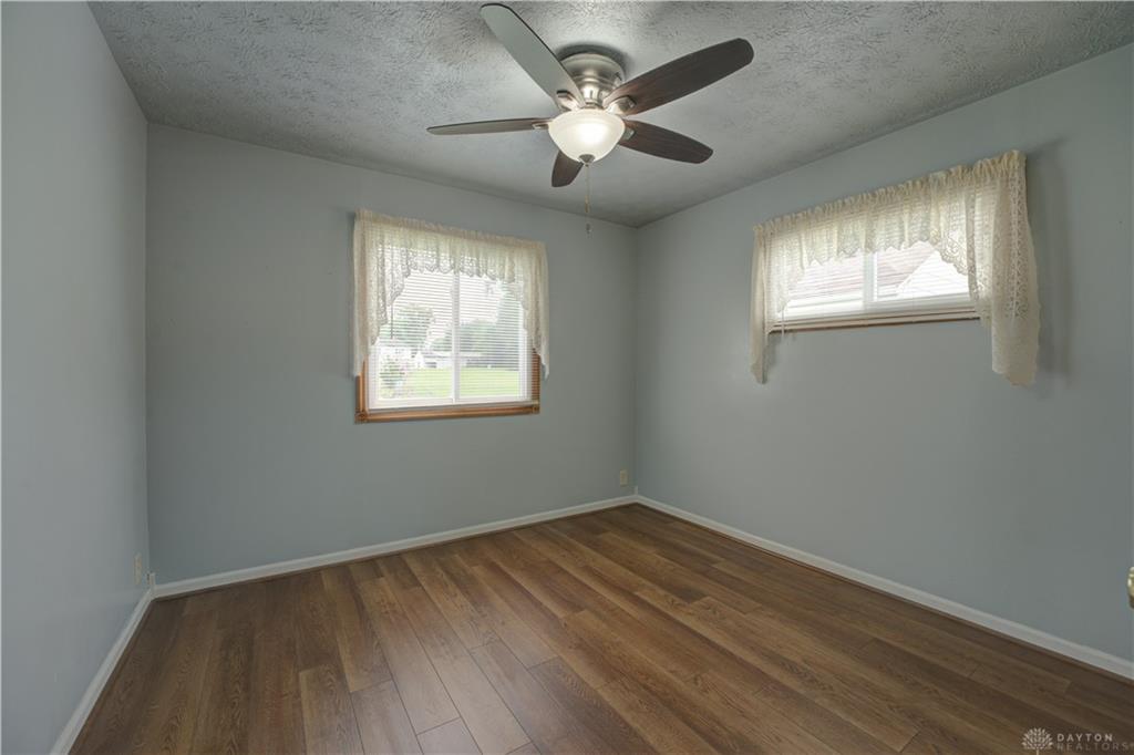111 W Harmon Property Photo 16