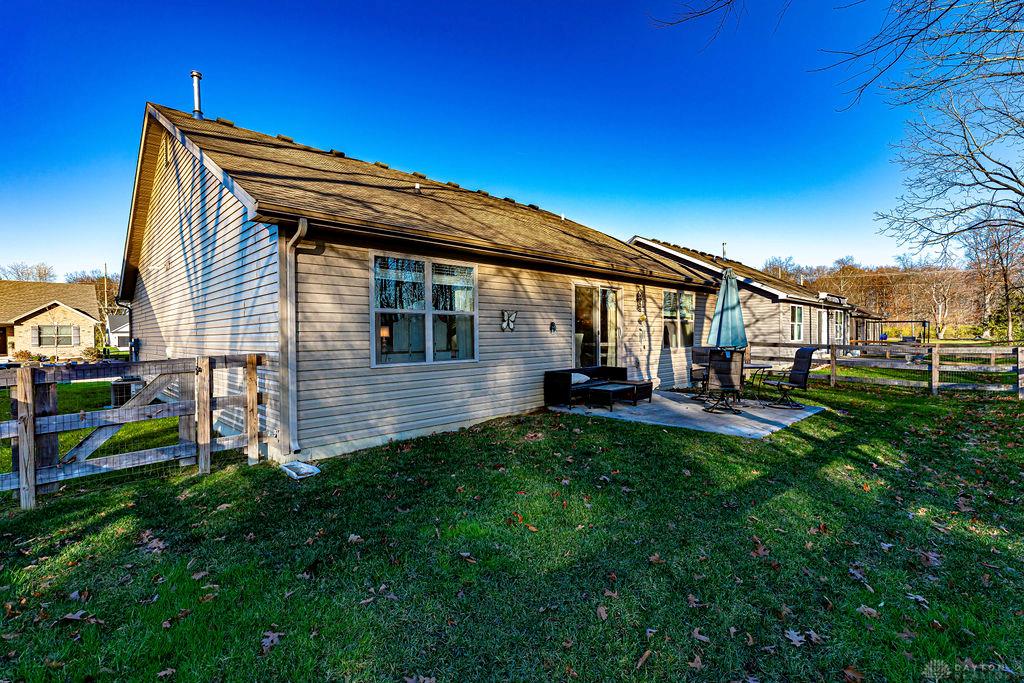 1211 Redbud Property Photo 27