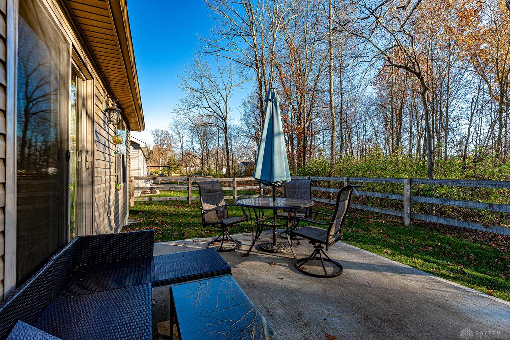 1211 Redbud Property Photo 28