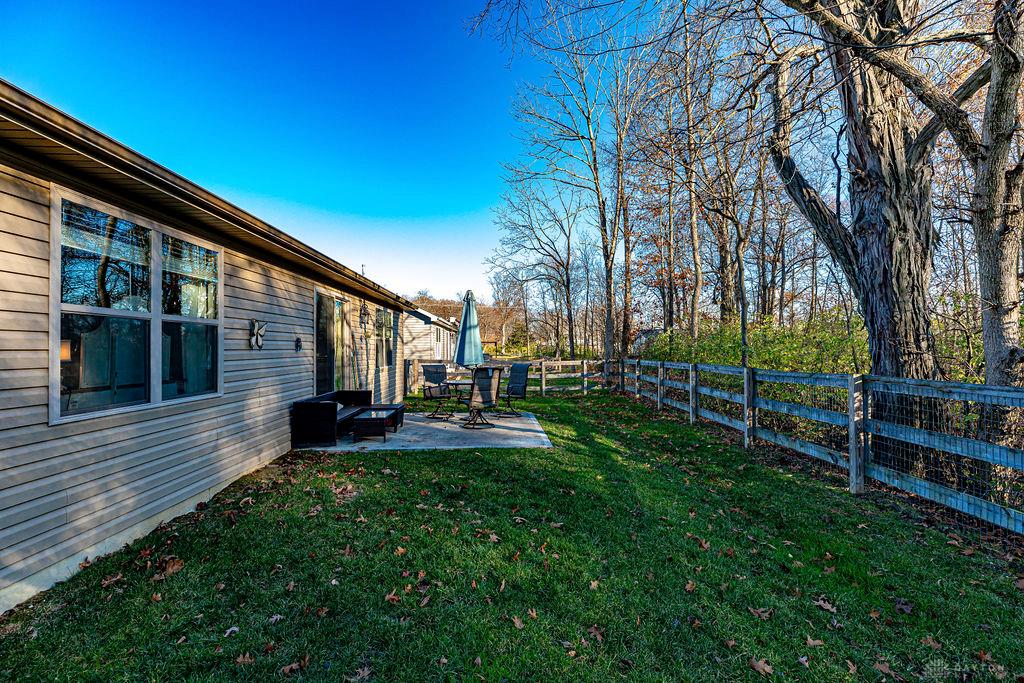 1211 Redbud Property Photo 29