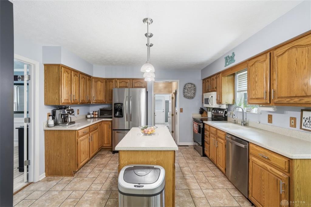7013 Raspberry Property Photo 15