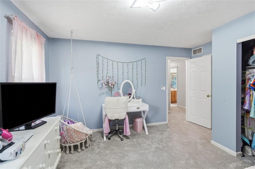 7013 Raspberry Property Photo 43