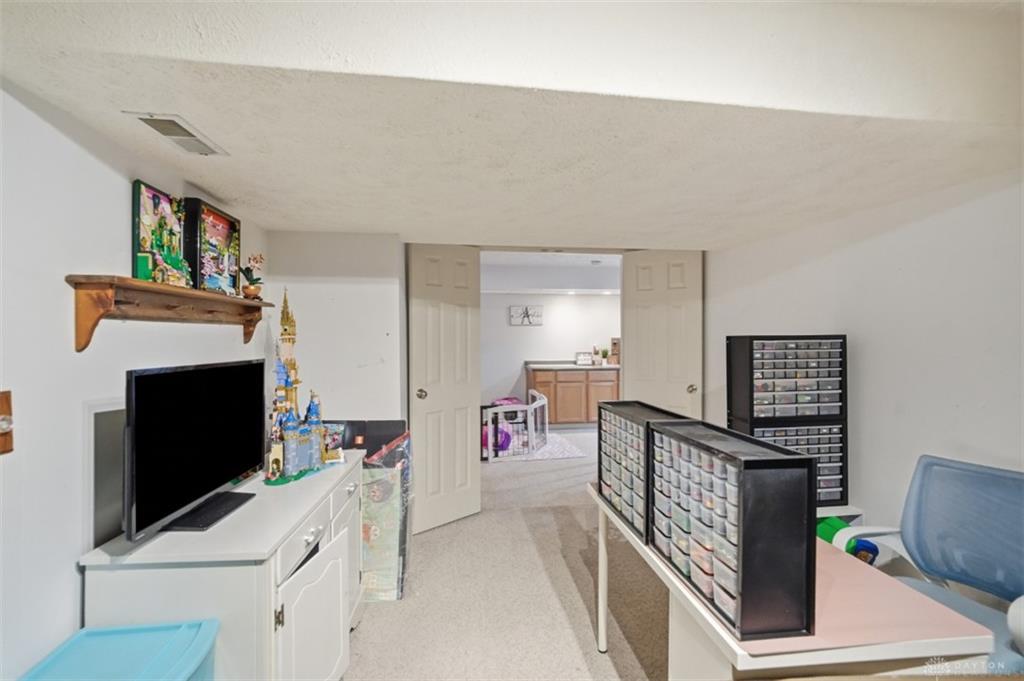 7013 Raspberry Property Photo 54