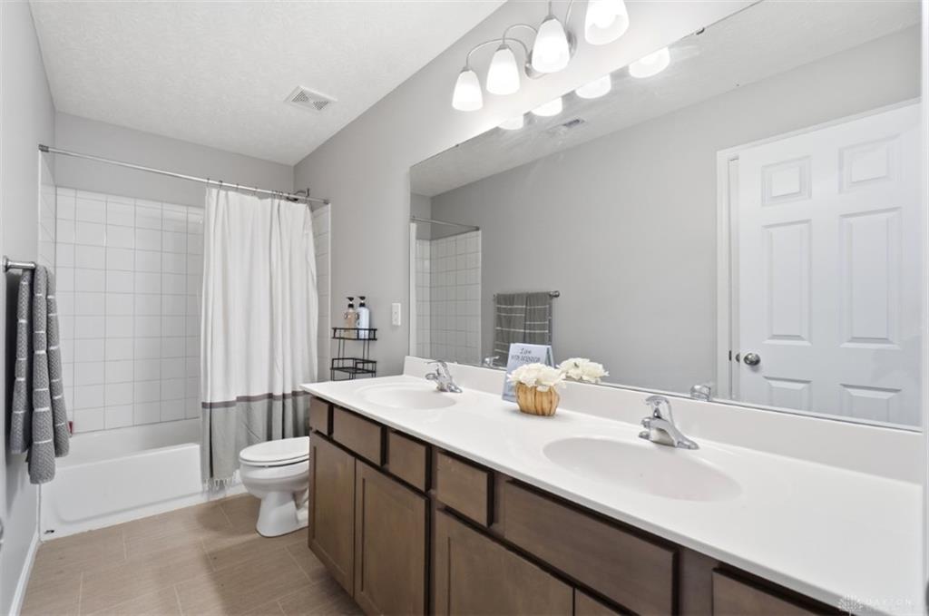 5755 Tilbury Property Photo 43