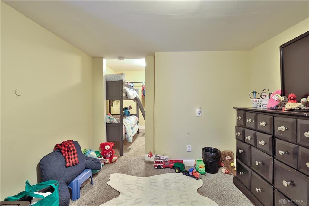 8524 Main Property Photo 28