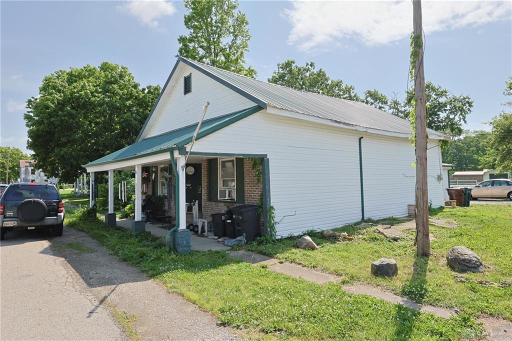 8524 Main Property Photo 30