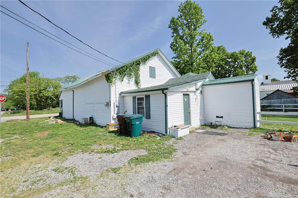 8524 Main Property Photo 31
