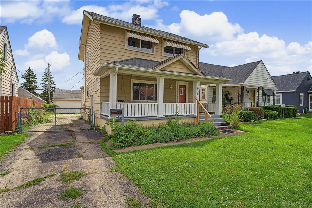1630 Rosemont Property Photo 1