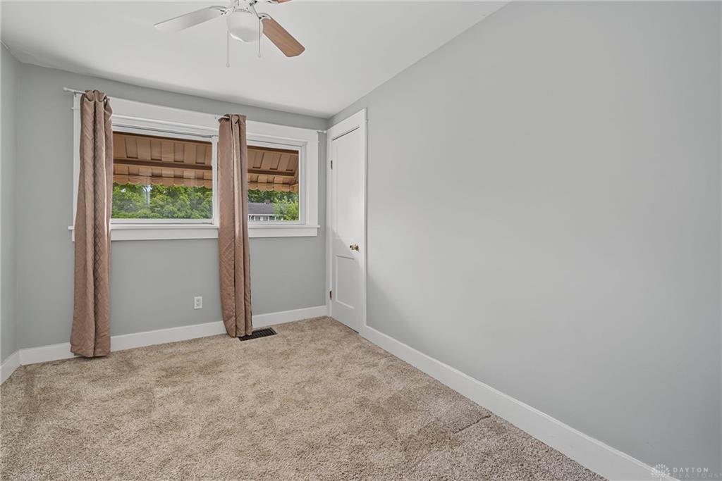1630 Rosemont Property Photo 18