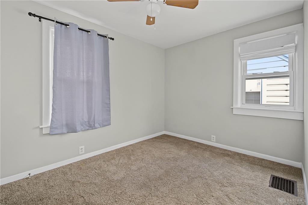 1630 Rosemont Property Photo 20