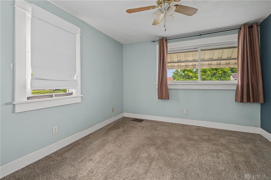 1630 Rosemont Property Photo 22