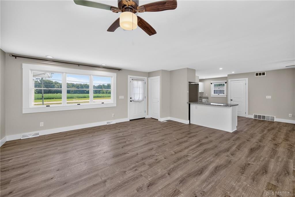 8261 Morrow Cozaddale Property Photo 7