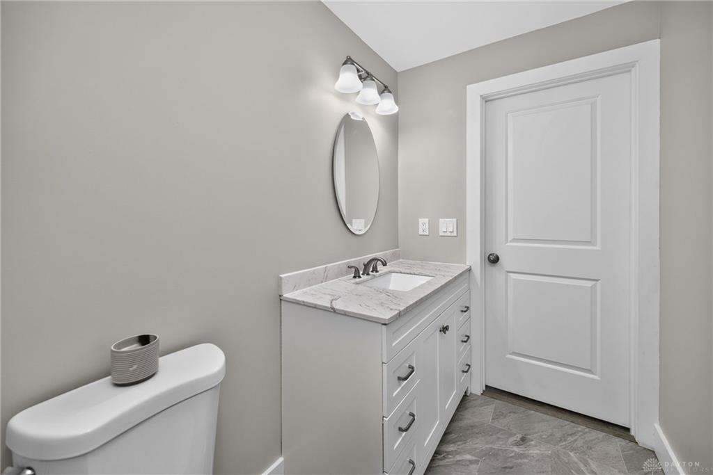 8261 Morrow Cozaddale Property Photo 21