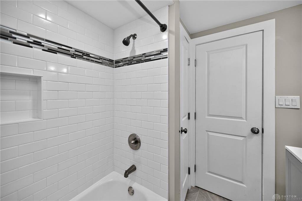 8261 Morrow Cozaddale Property Photo 35