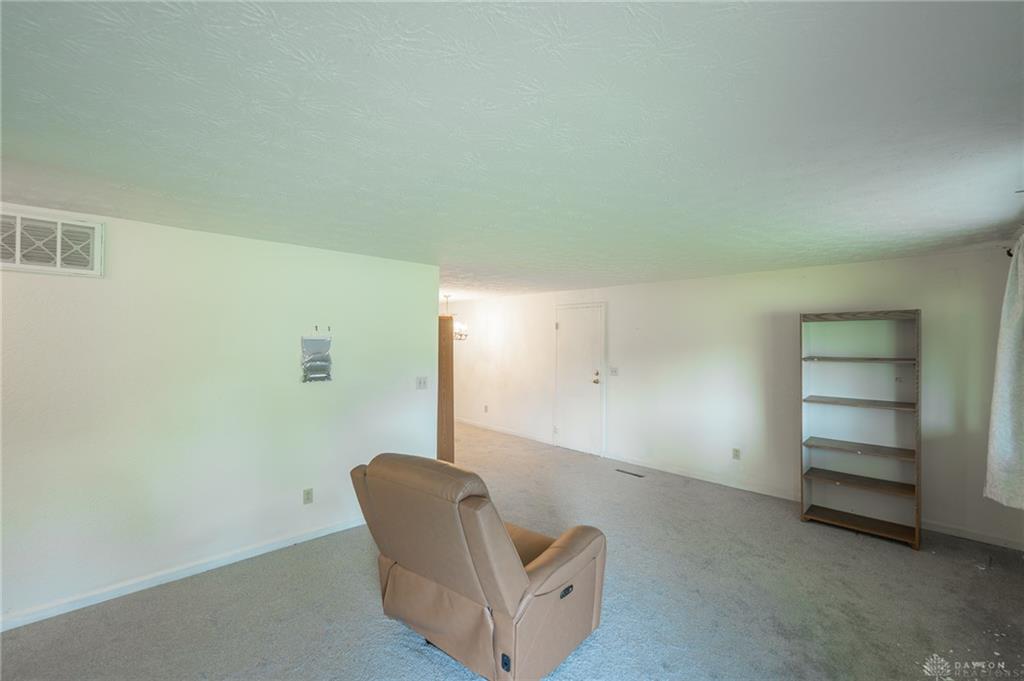 3888 Waterbury Property Photo 4