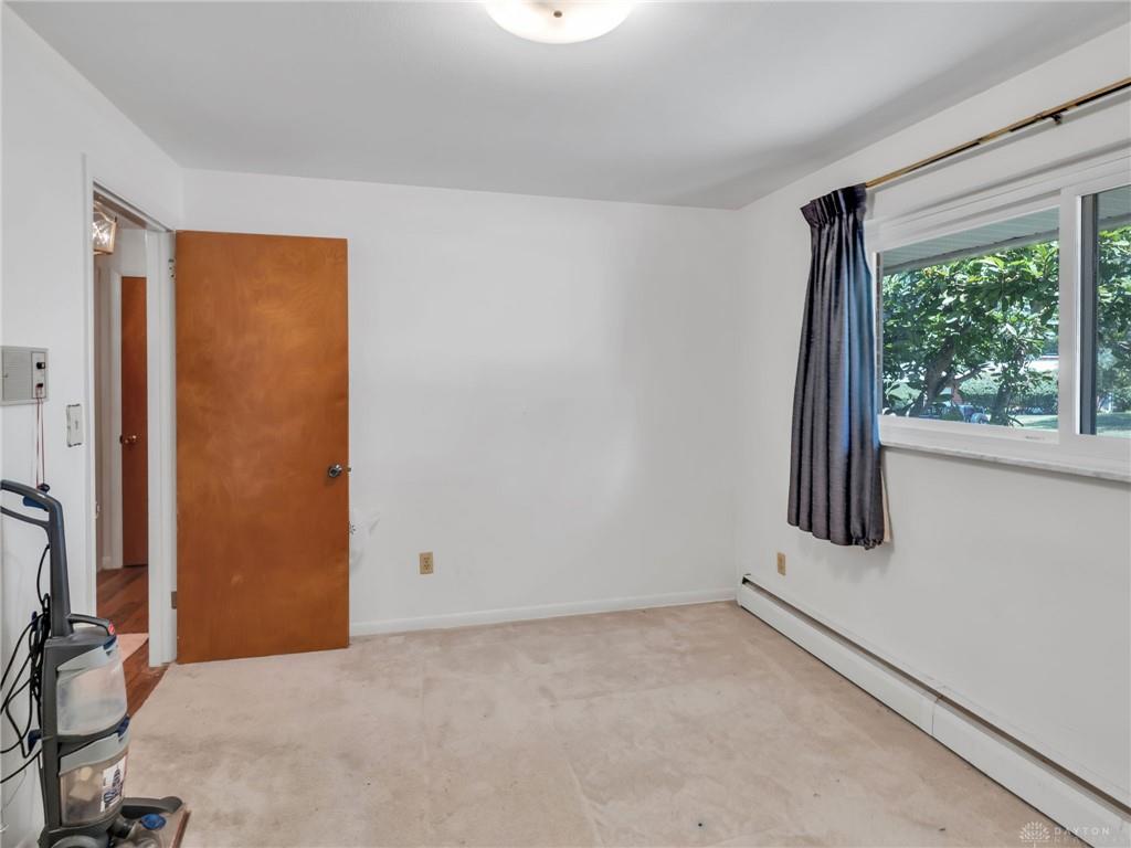 995 Oak Dale Property Photo 40