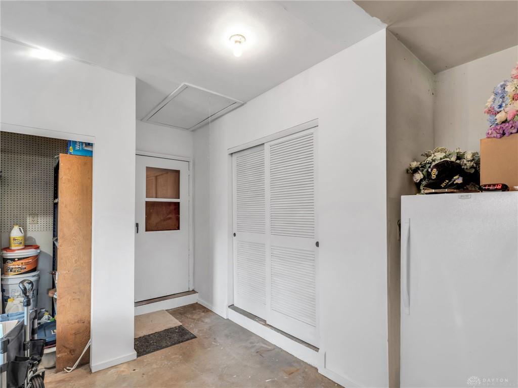 995 Oak Dale Property Photo 49