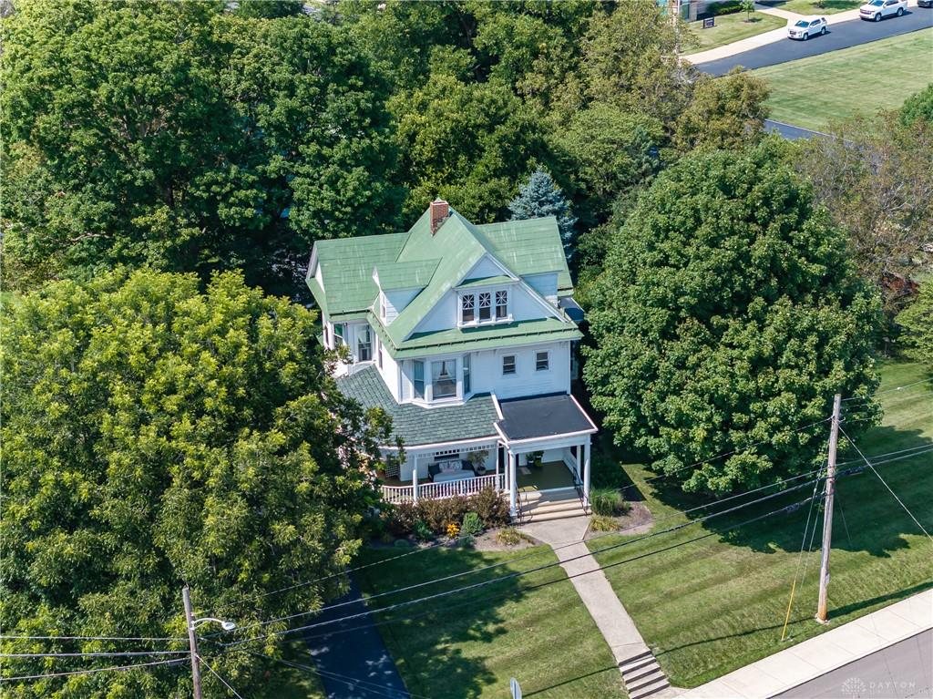 4 High Property Photo 3