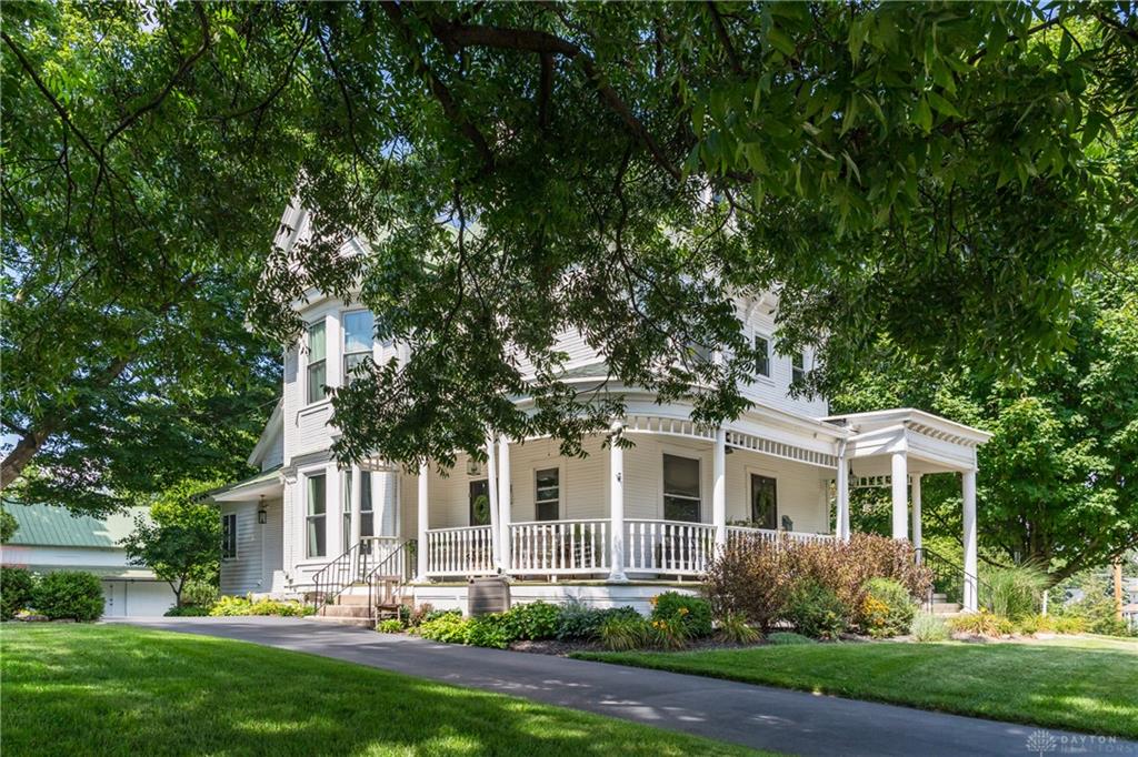4 High Property Photo 4