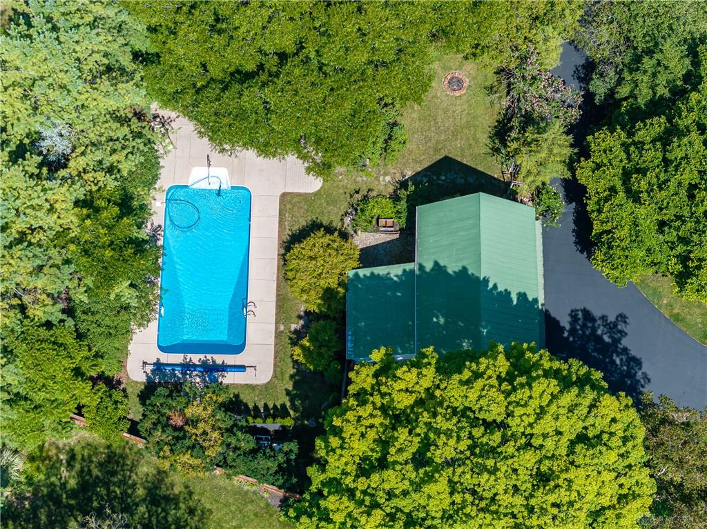 4 High Property Photo 20