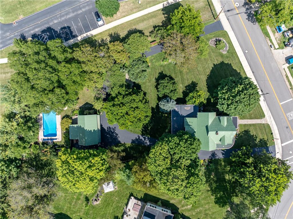 4 High Property Photo 21
