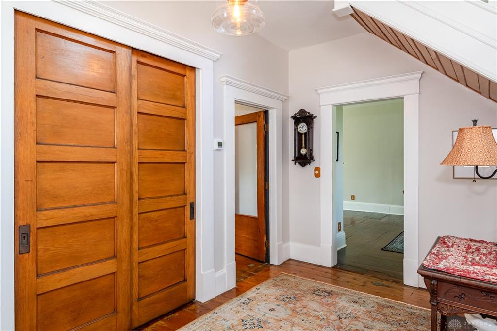 4 High Property Photo 23