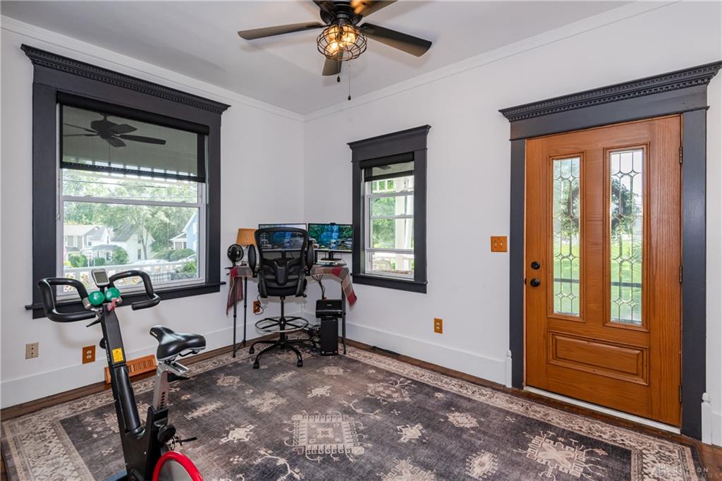 4 High Property Photo 28