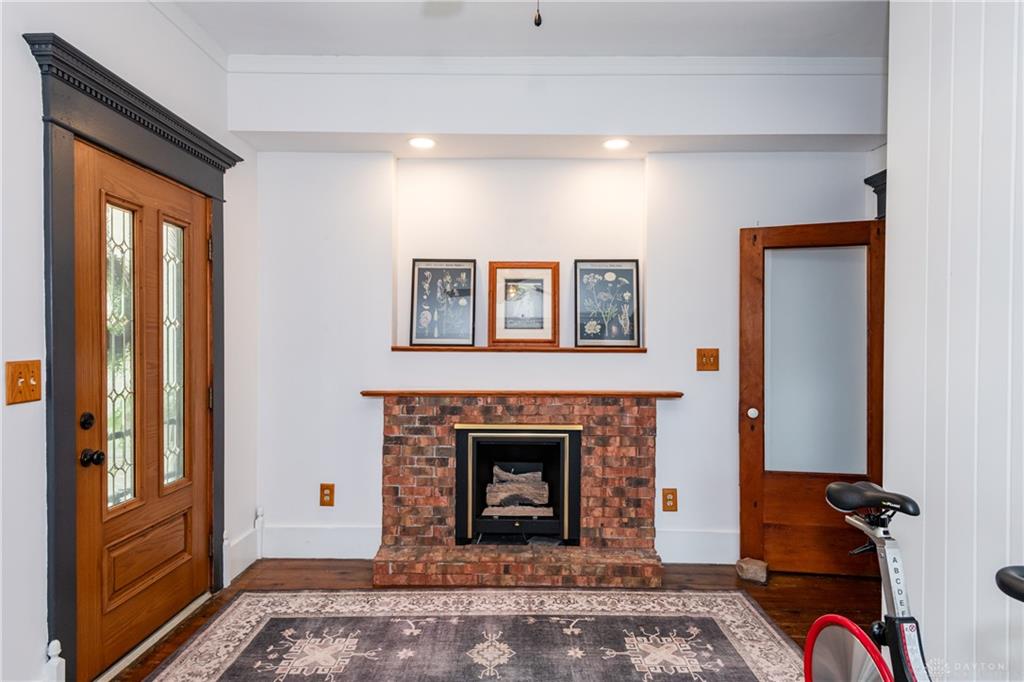4 High Property Photo 29