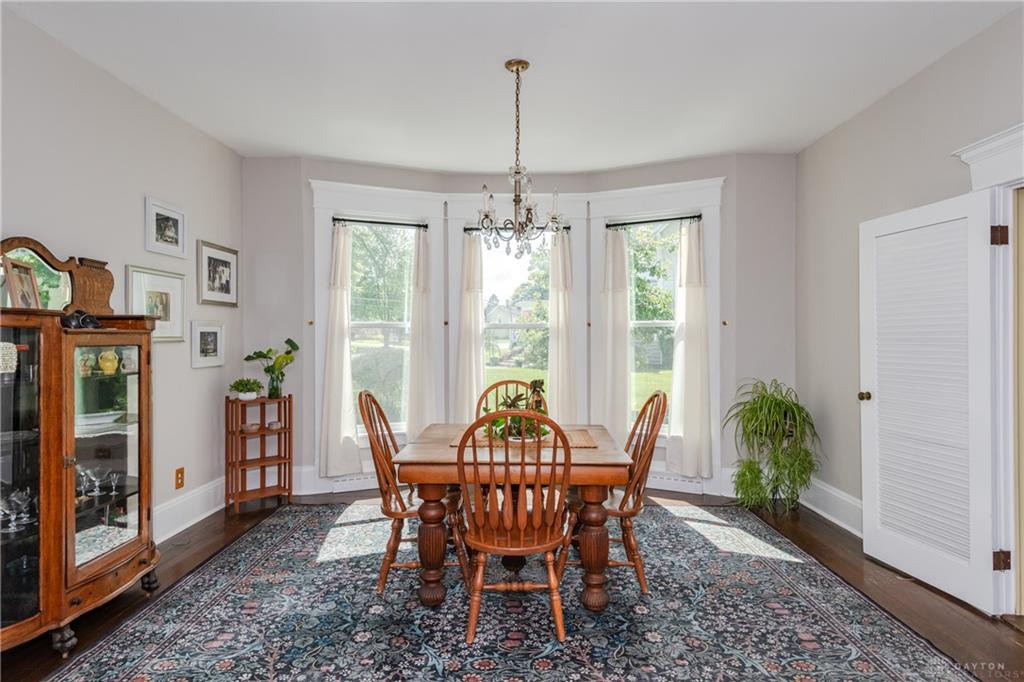 4 High Property Photo 30