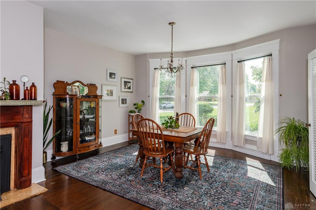4 High Property Photo 32
