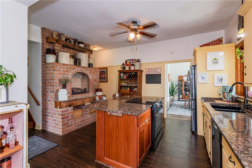 4 High Property Photo 42