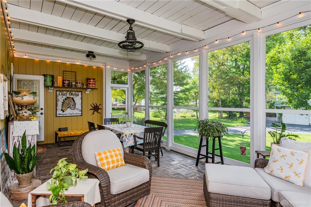 4 High Property Photo 45