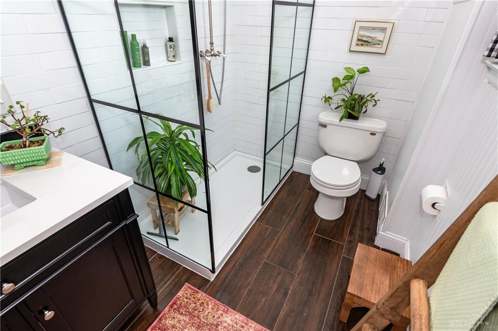 4 High Property Photo 58