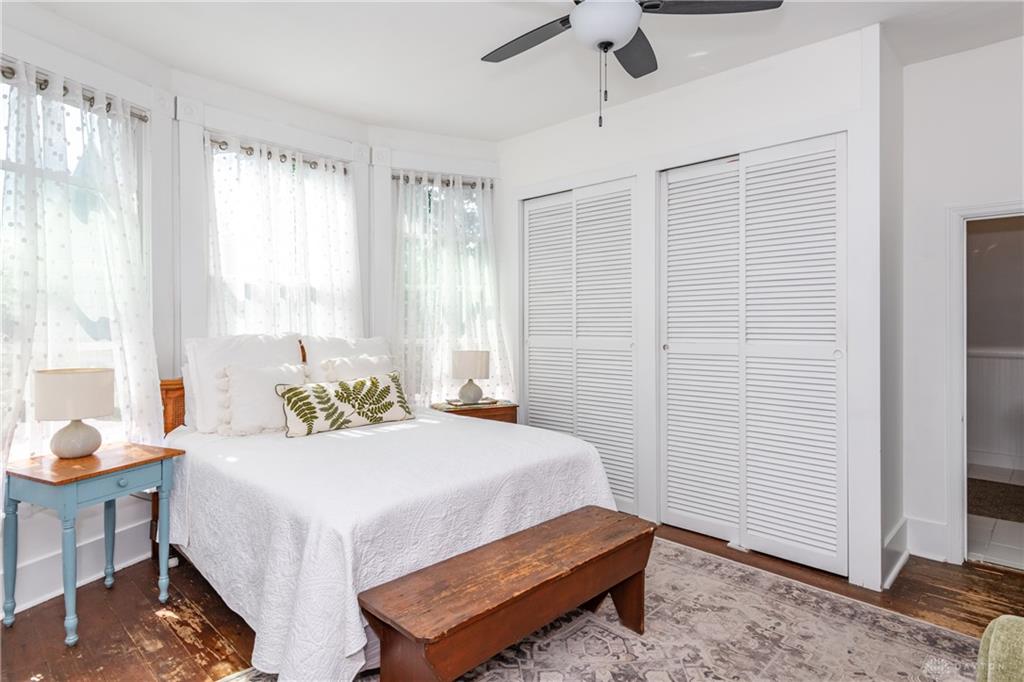 4 High Property Photo 64