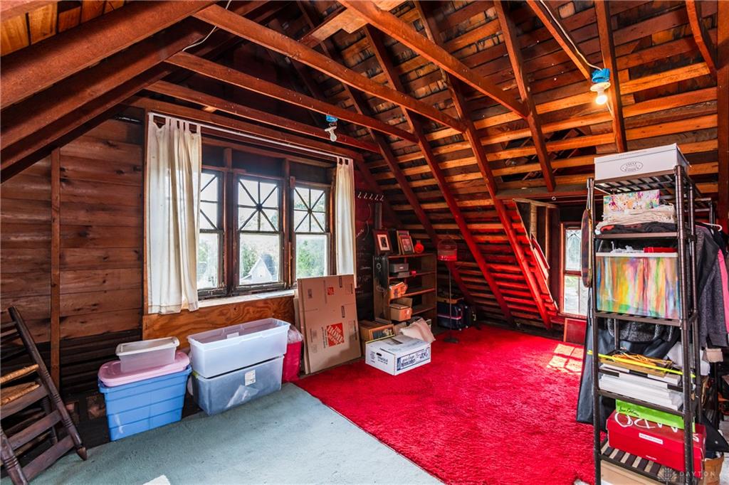 4 High Property Photo 75