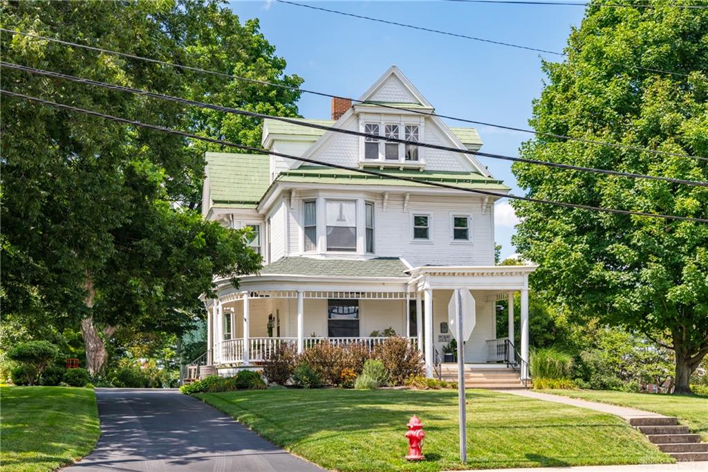 4 High Property Photo 92