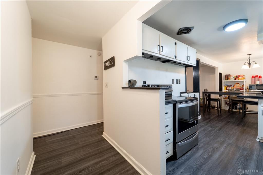 6695 Celestine Property Photo 3