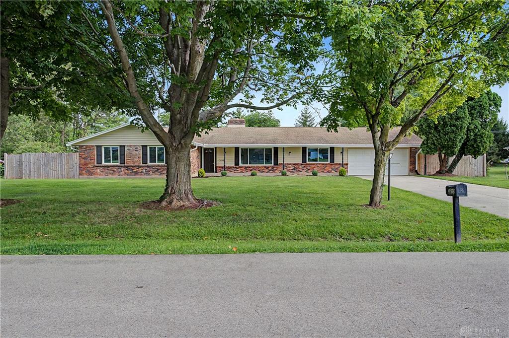 3920 Barrymore Property Photo 4