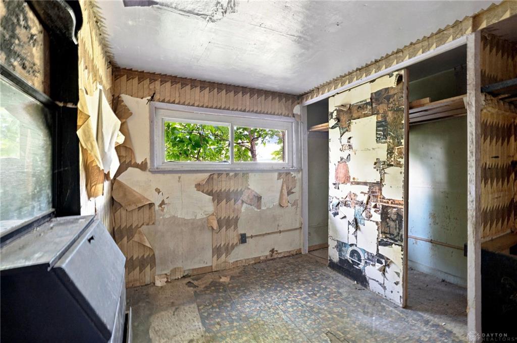 2019 Northern Property Photo 17
