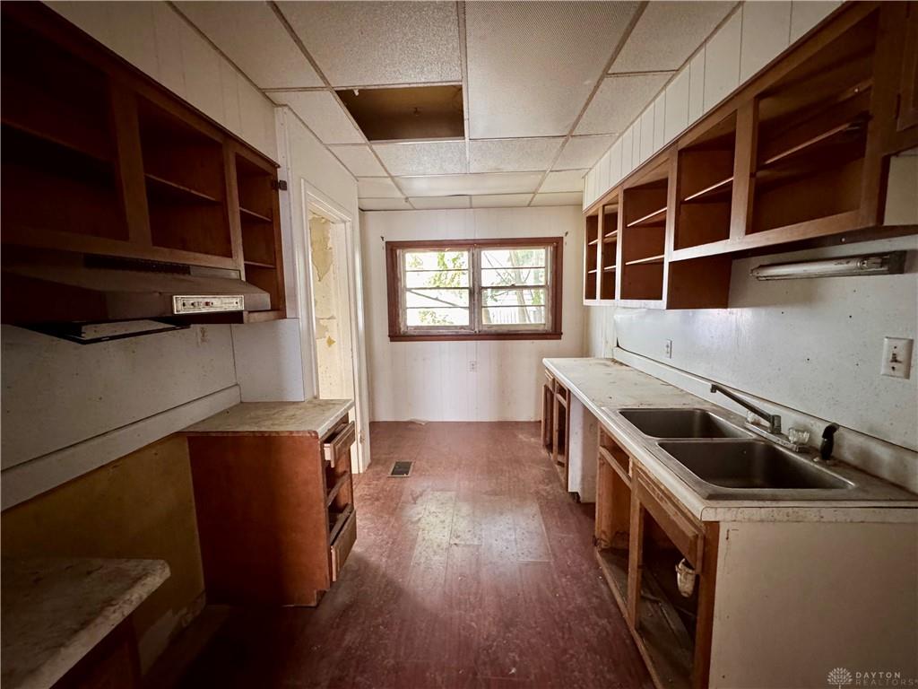 230 E Fairview Property Photo 7