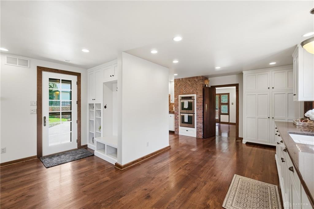 422 Glendora Property Photo 41